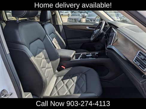 Used 2025 Volkswagen Atlas SE AWD/4WD image 31