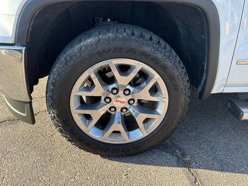 Used 2015 GMC Sierra 1500 SLT w/ SLT Crew Cab Value Package image 7