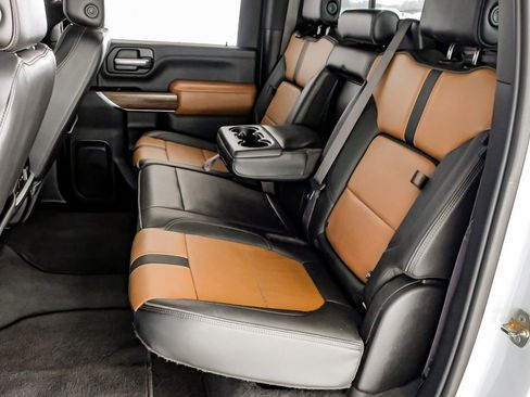 Used 2021 Chevrolet Silverado 2500 High Country w/ Z71 Off-Road Package image 39