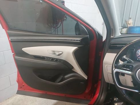 Used 2023 Hyundai Tucson Limited FWD image 27