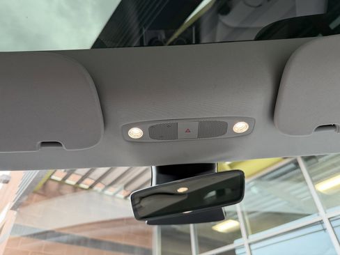 Used 2022 Tesla Model 3 Performance image 28