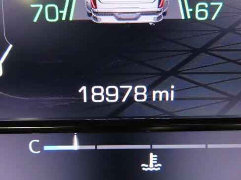 Used 2024 GMC Sierra 3500 Denali image 12