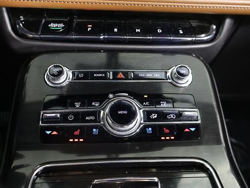 Used 2023 Lincoln Nautilus Reserve w/ Equipment Group 202A AWD/4WD image 53