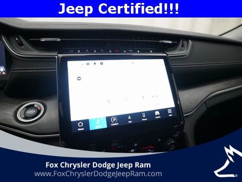 Used 2023 Jeep Grand Cherokee Limited image 6