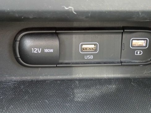 Used 2023 Kia Seltos S w/ Navigation Package FWD image 22