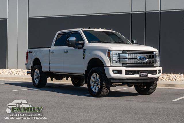 Used 2019 Ford F250 Platinum w/ Platinum Ultimate Package AWD/4WD image 14