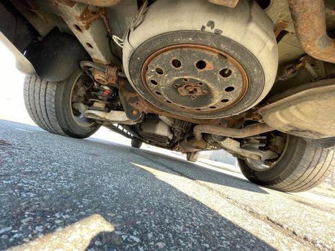 Used 2016 Chevrolet Traverse LT w/ Style and Technology Package image 15