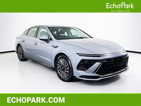 Used 2025 Hyundai Sonata SEL image 1