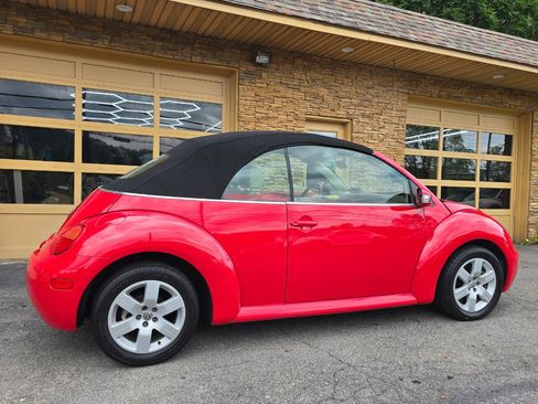 Used 2004 Volkswagen Beetle GLS FWD image 18