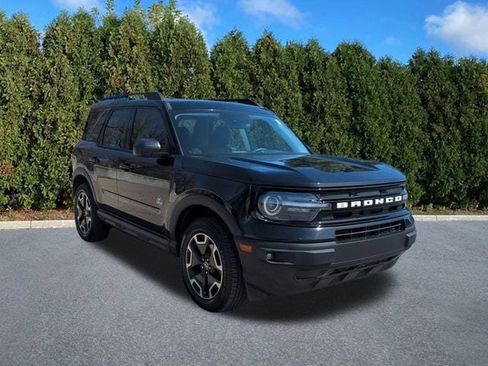 Used 2021 Ford Bronco Sport Outer Banks image 3
