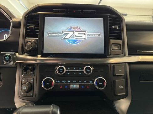 Used 2023 Ford F150 Lariat w/ Trailer Tow Package image 9