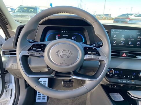 New 2026 Hyundai Elantra Sport FWD image 11