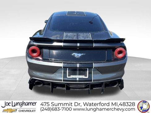 Used 2016 Ford Mustang Premium RWD image 4