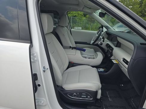 Used 2026 Hyundai Palisade Calligraphy AWD/4WD image 25