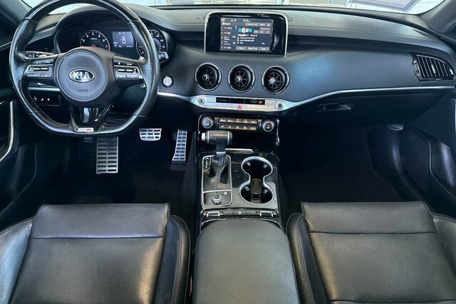 Used 2020 Kia Stinger GT-Line RWD image 13