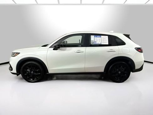 Certified 2023 Honda HR-V Sport image 3