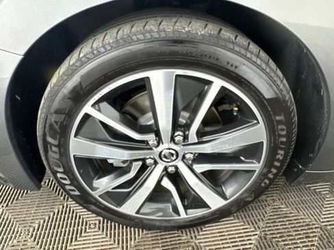 Used 2021 Nissan Maxima 3.5 SV w/ Floor Mat Group FWD image 26