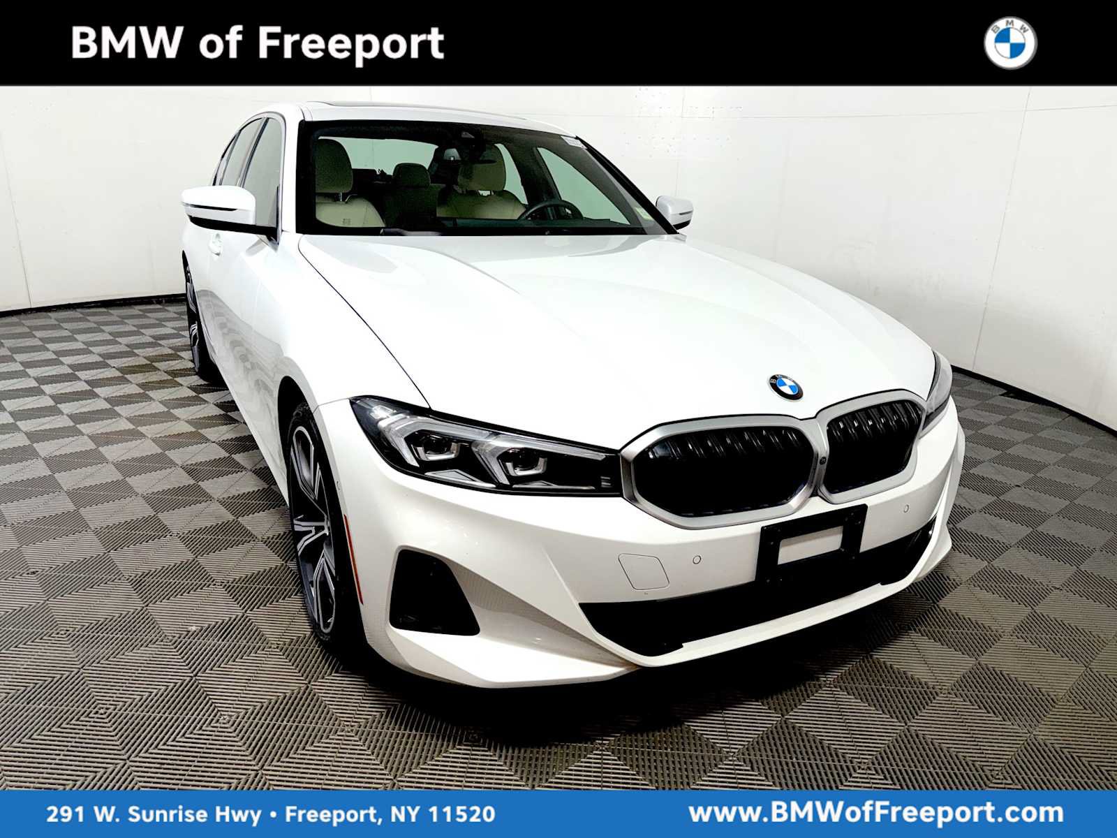 Used 2024 BMW 330i xDrive Sedan w/ Convenience Package AWD/4WD image 1