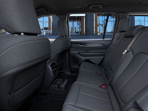 New 2026 Jeep Grand Cherokee L 4WD image 23