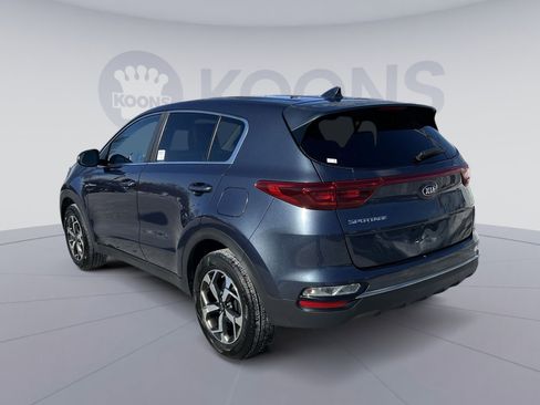 Used 2020 Kia Sportage LX image 4