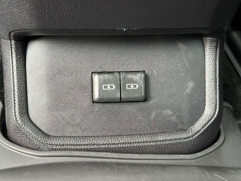 Used 2025 Toyota Highlander XSE image 20