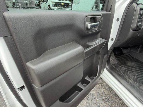 New 2026 Chevrolet Silverado 1500 Custom AWD/4WD image 14