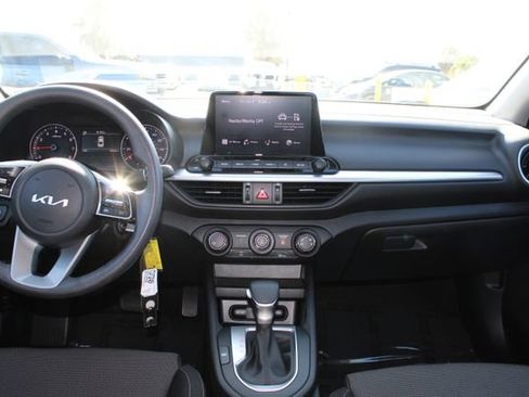 Used 2023 Kia Forte LXS FWD image 9