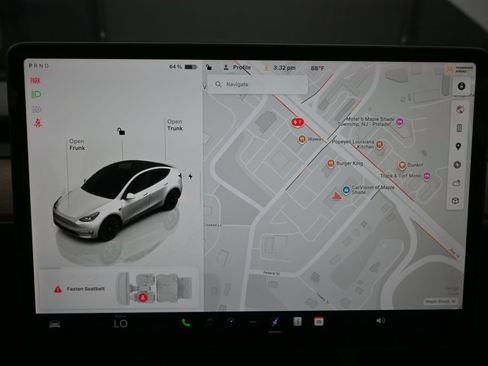Used 2023 Tesla Model Y Long Range AWD/4WD image 10