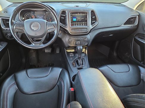 Used 2020 Jeep Cherokee Trailhawk w/ Cold Weather Group image 11