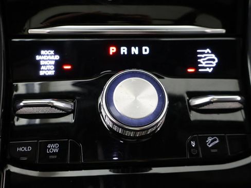 Used 2022 Jeep Grand Cherokee L Summit w/ Advanced Protech Group IV AWD/4WD image 64
