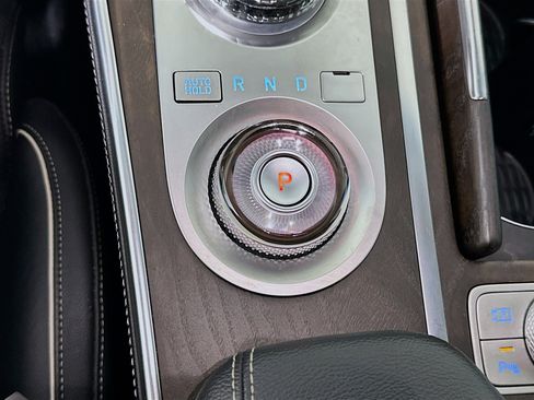 Used 2023 Genesis GV80 2.5T w/ Prestige 20" Package image 25