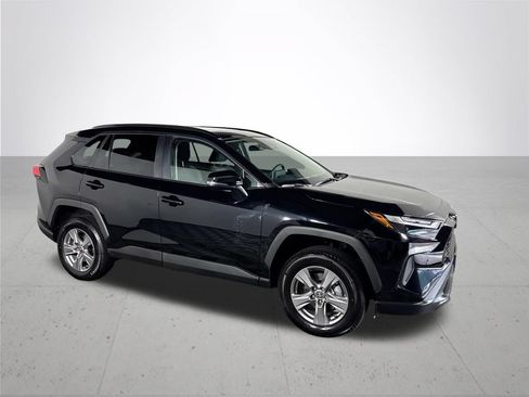 Used 2024 Toyota RAV4 XLE w/ Convenience Package AWD/4WD image 4