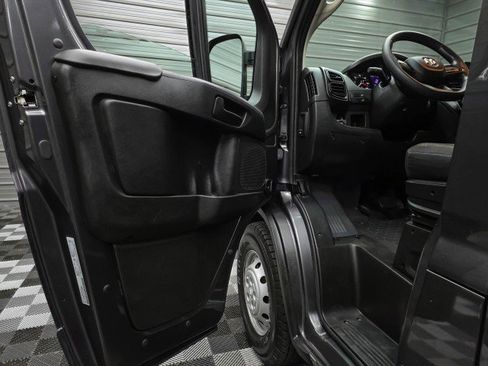Used 2023 RAM ProMaster 2500 FWD image 26