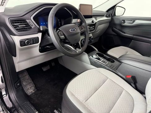 Used 2024 Ford Escape Active image 15