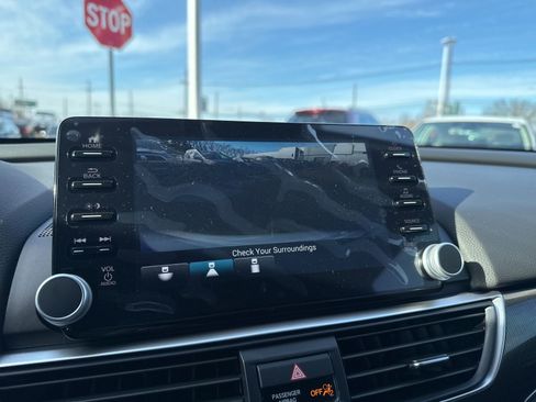 Used 2022 Honda Accord Sport Special Edition image 20