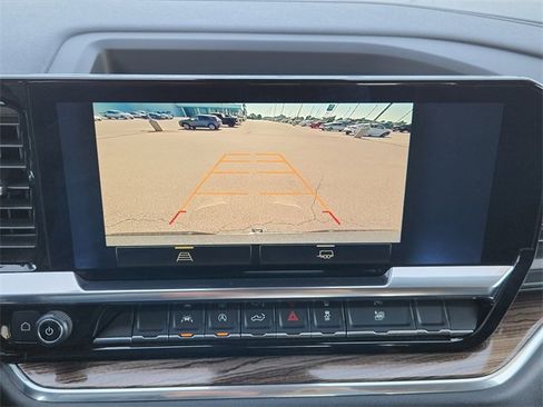 Used 2025 Chevrolet Silverado 1500 LT image 20