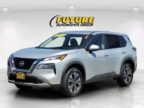 Certified 2023 Nissan Rogue SV FWD image 5
