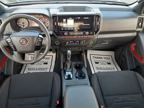 Used 2025 Nissan Frontier PRO-4X w/ Pro Convenience Package image 14
