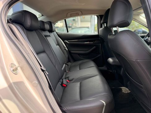 Used 2025 MAZDA MAZDA3 s FWD image 14