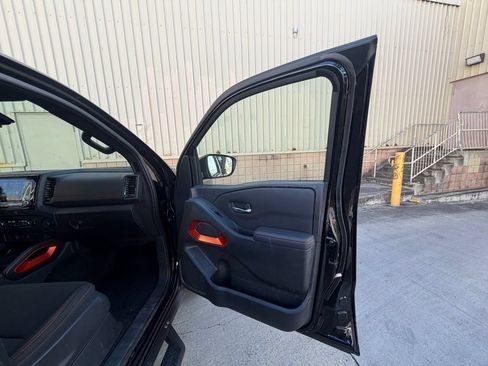 Used 2022 Nissan Frontier Pro-X w/ Technology Package RWD image 9