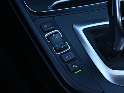 Used 2018 BMW 440i Convertible image 17