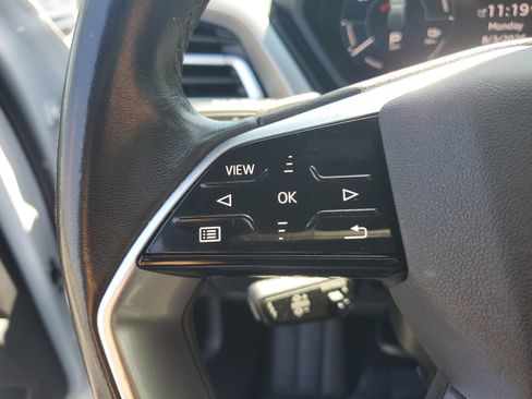 Used 2023 Audi Q4 e-tron Premium Plus w/ Premium Plus AWD/4WD image 29