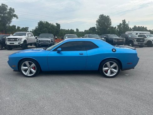 Used 2010 Dodge Challenger SRT8 w/ SRT Option Group II RWD image 6