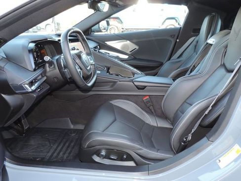 Used 2025 Chevrolet Corvette Stingray Preferred Cpe w/ Z51 Performance Package image 22