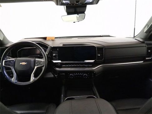 Used 2024 Chevrolet Silverado 2500 LTZ w/ LTZ Premium Package image 20