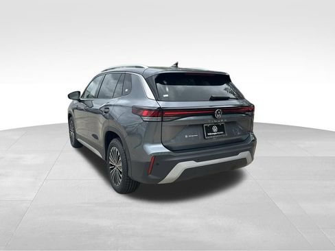 New 2026 Volkswagen Tiguan S FWD image 3