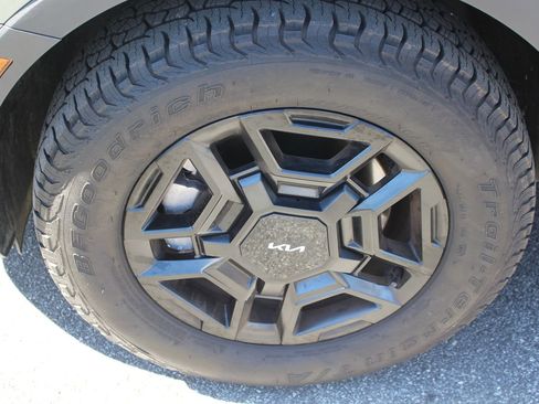 Certified 2024 Kia Sorento SX Prestige image 15