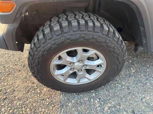 Used 2021 Jeep Wrangler Sport AWD/4WD image 8