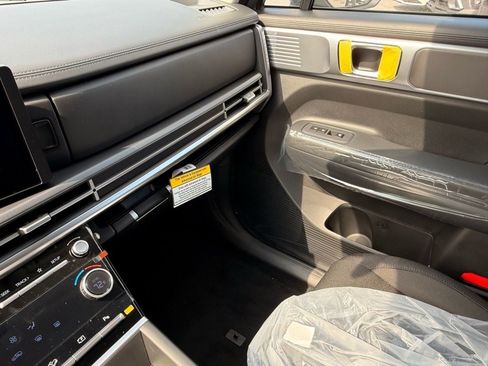 New 2026 Hyundai Santa Fe SE image 19