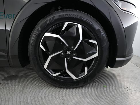 Used 2024 Hyundai Ioniq 5 SEL RWD image 20